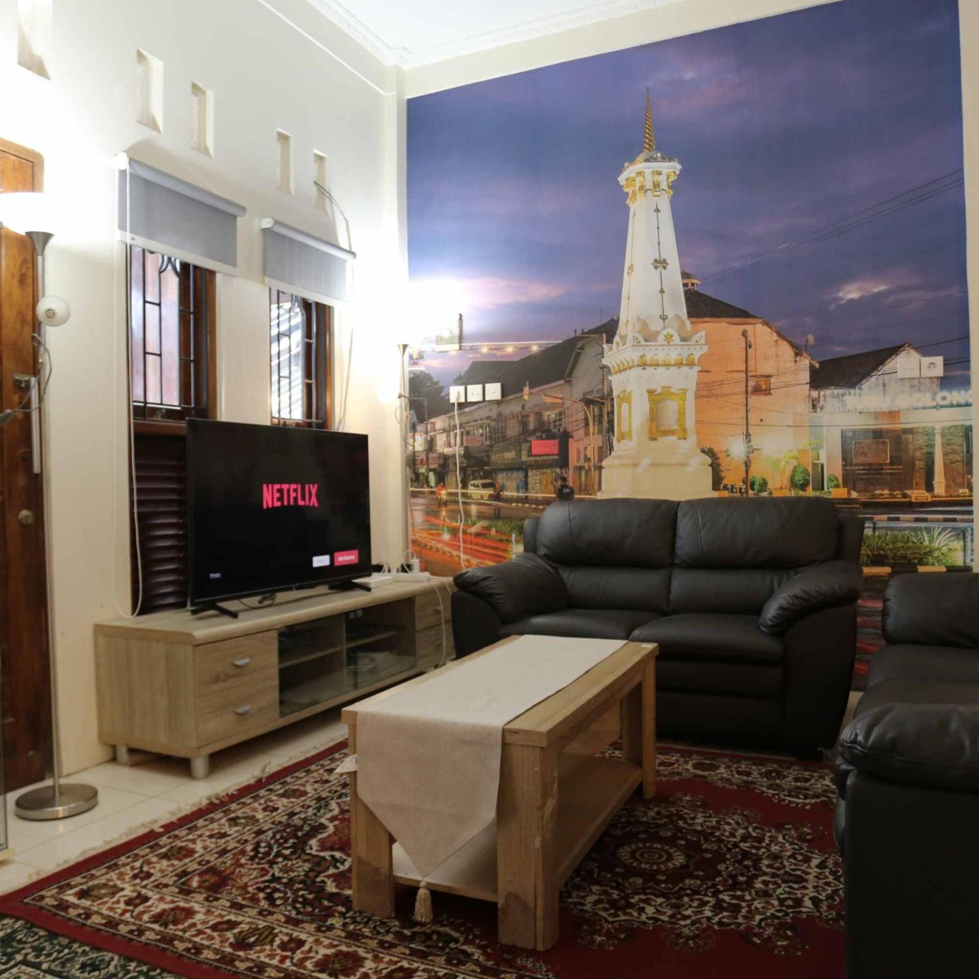 Inez Homestay Джокьякарта Экстерьер фото