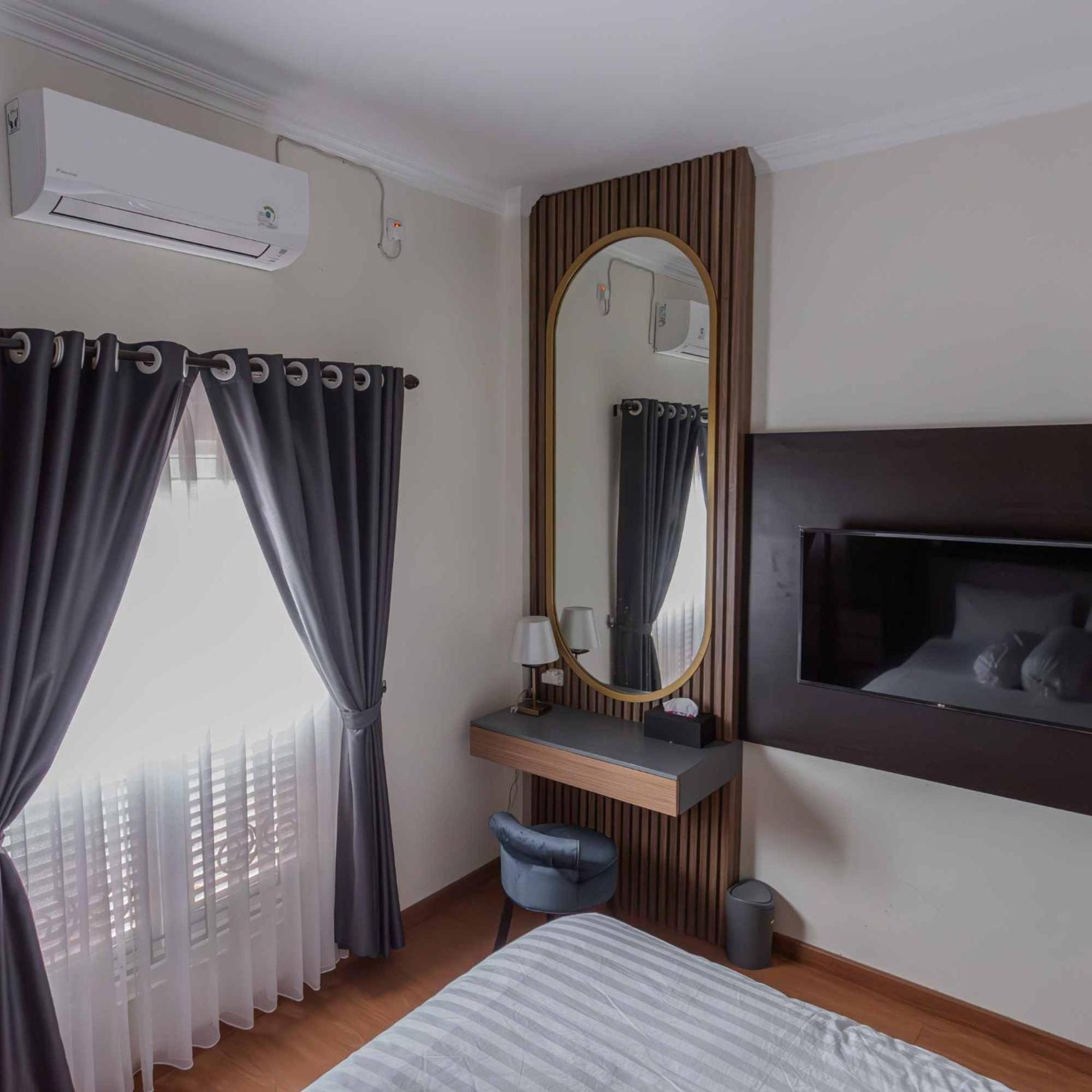 Inez Homestay Джокьякарта Экстерьер фото